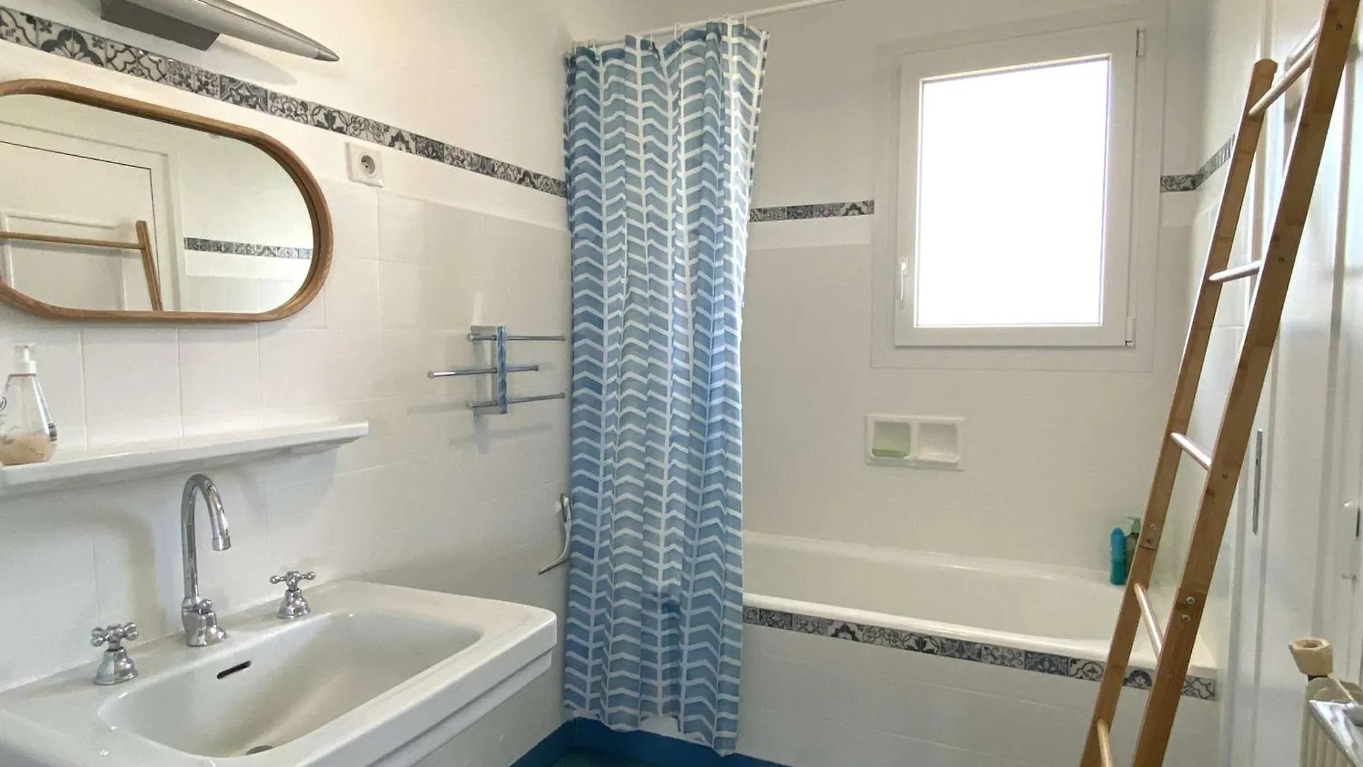 Maison A 550M De La Plage Avec Jardin, Balcon Et Wi-Fi A Perros-Guirec - Fr-1-368-433 0*,
