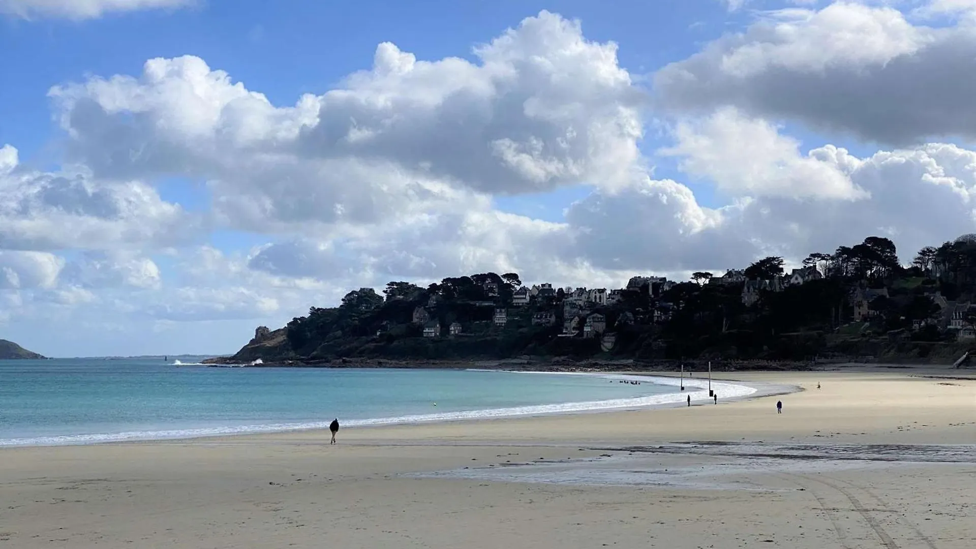Maison A 550M De La Plage Avec Jardin, Balcon Et Wi-Fi A Perros-Guirec - Fr-1-368-433 Holiday home